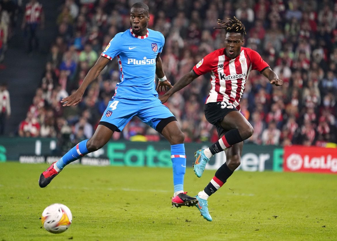 Liverpool plot move for Nico Williams