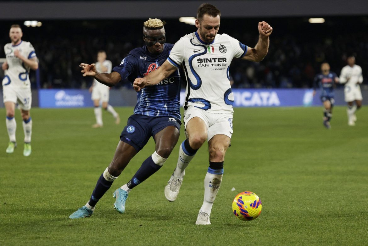 Spurs make contact regarding de Vrij deal