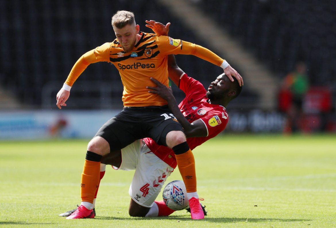Everton must sell flop Josh Bowler