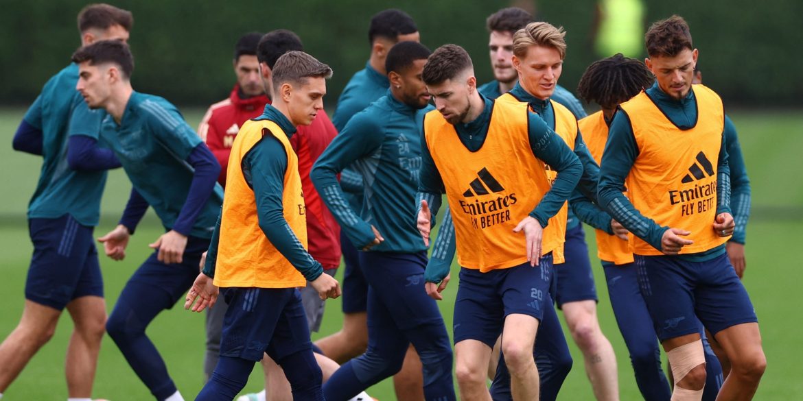 Arsenal worried that £150,000-per-week star is also nursing an injury now