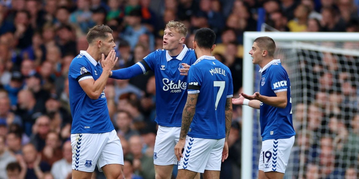 Everton: Toffees preparing new contract for "terrific" talent